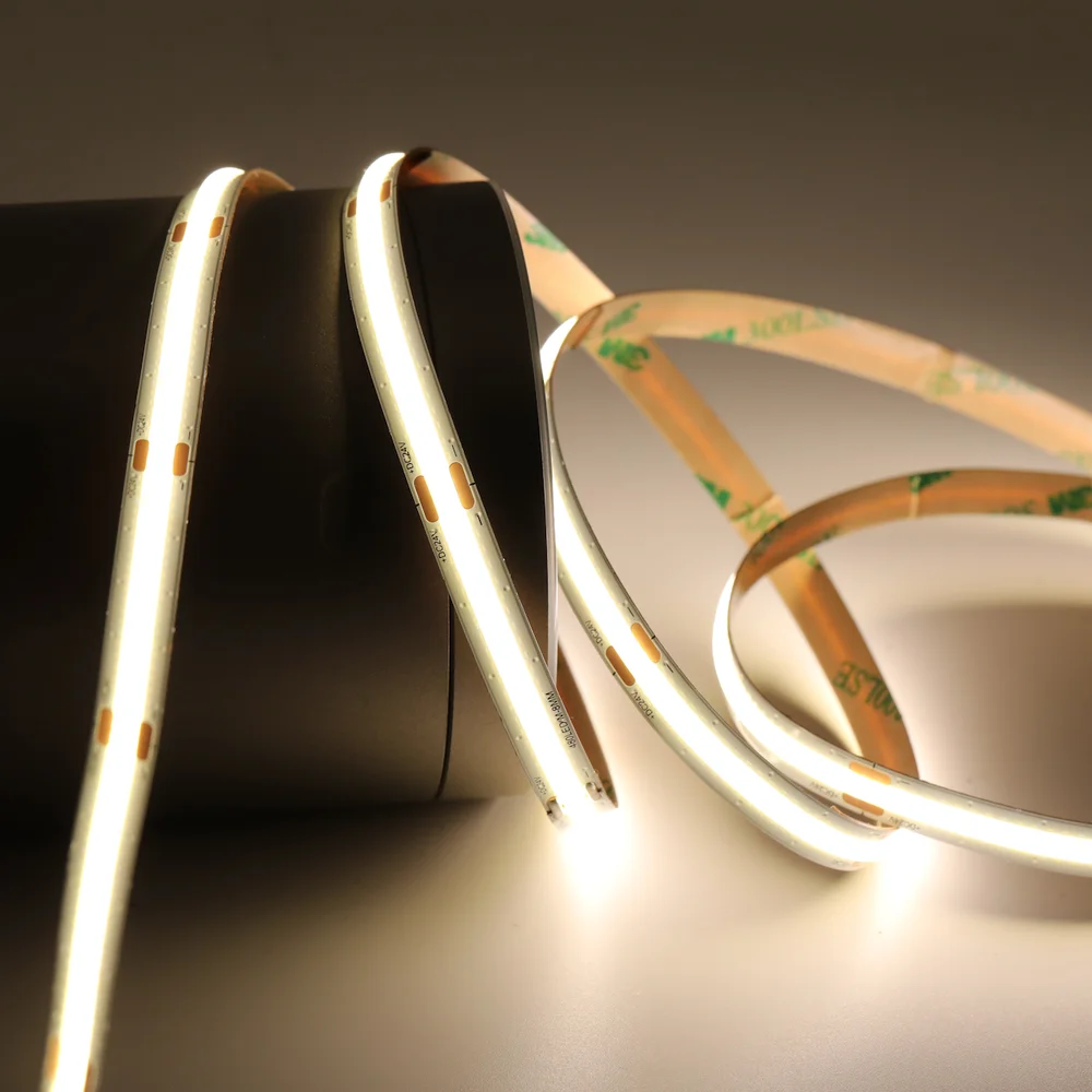 ELITECH LEDSTRIP COB-2700K-24V-8W/M-8MM-10M RULL (40000 TIMER) v:3125618 ELITECH LEDSTRIP COB-2700K-24V-8W/M-8MM-10M RULL (40000 TIMER) v:3125618